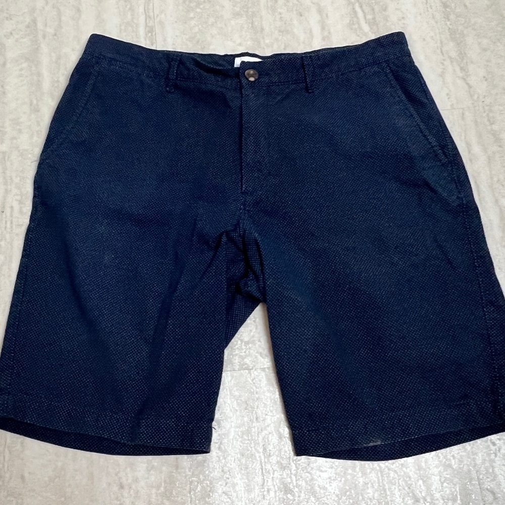 Goodfellow navy shorts size 34